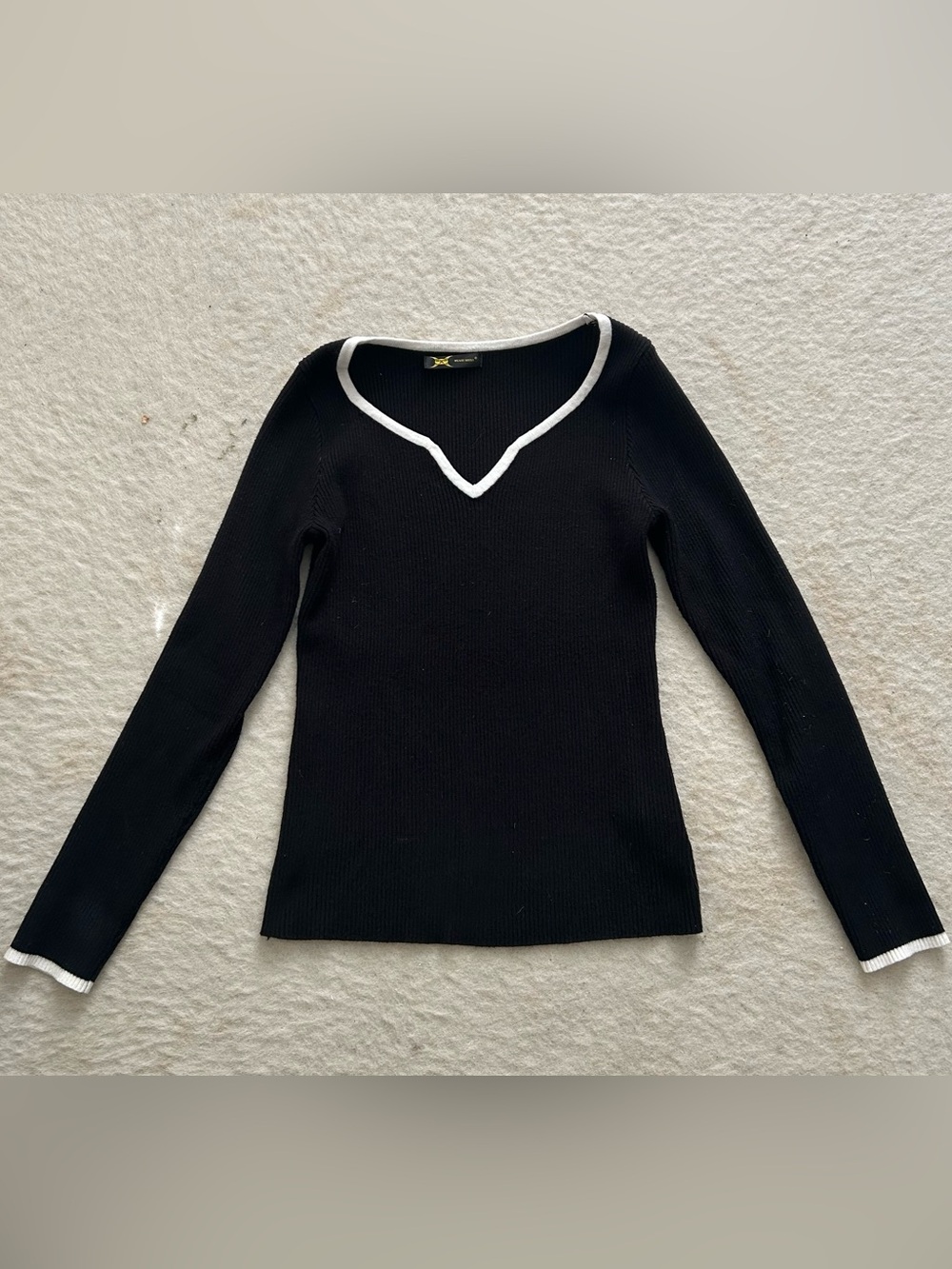 Black Ribbed V-Neck Sweater with White Trim S